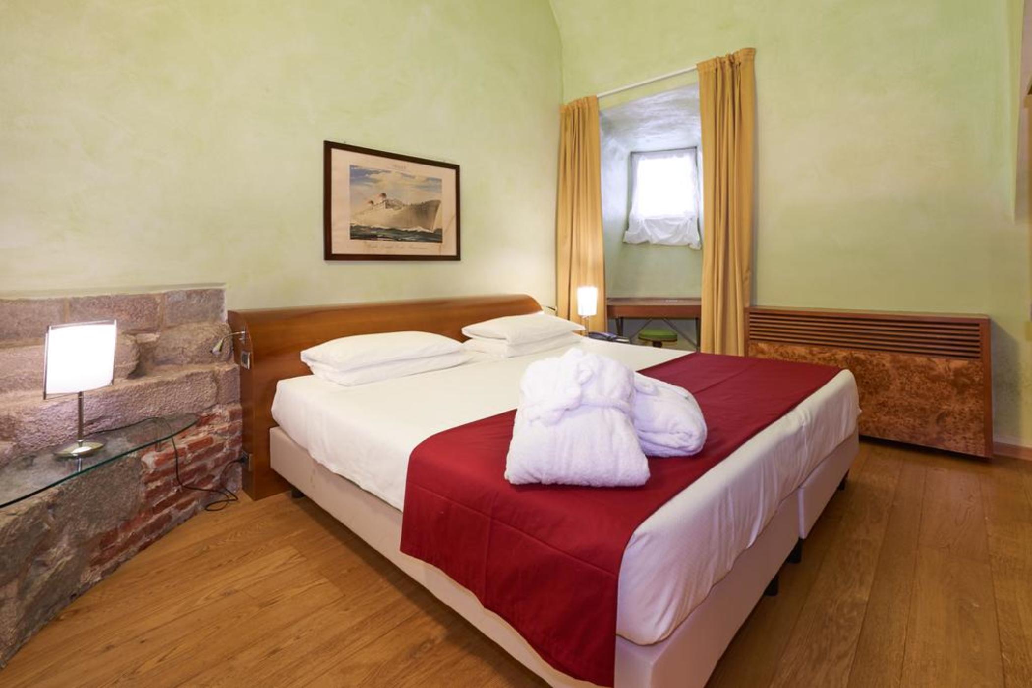 Hotel Ilaria Lucca Ngoại thất bức ảnh