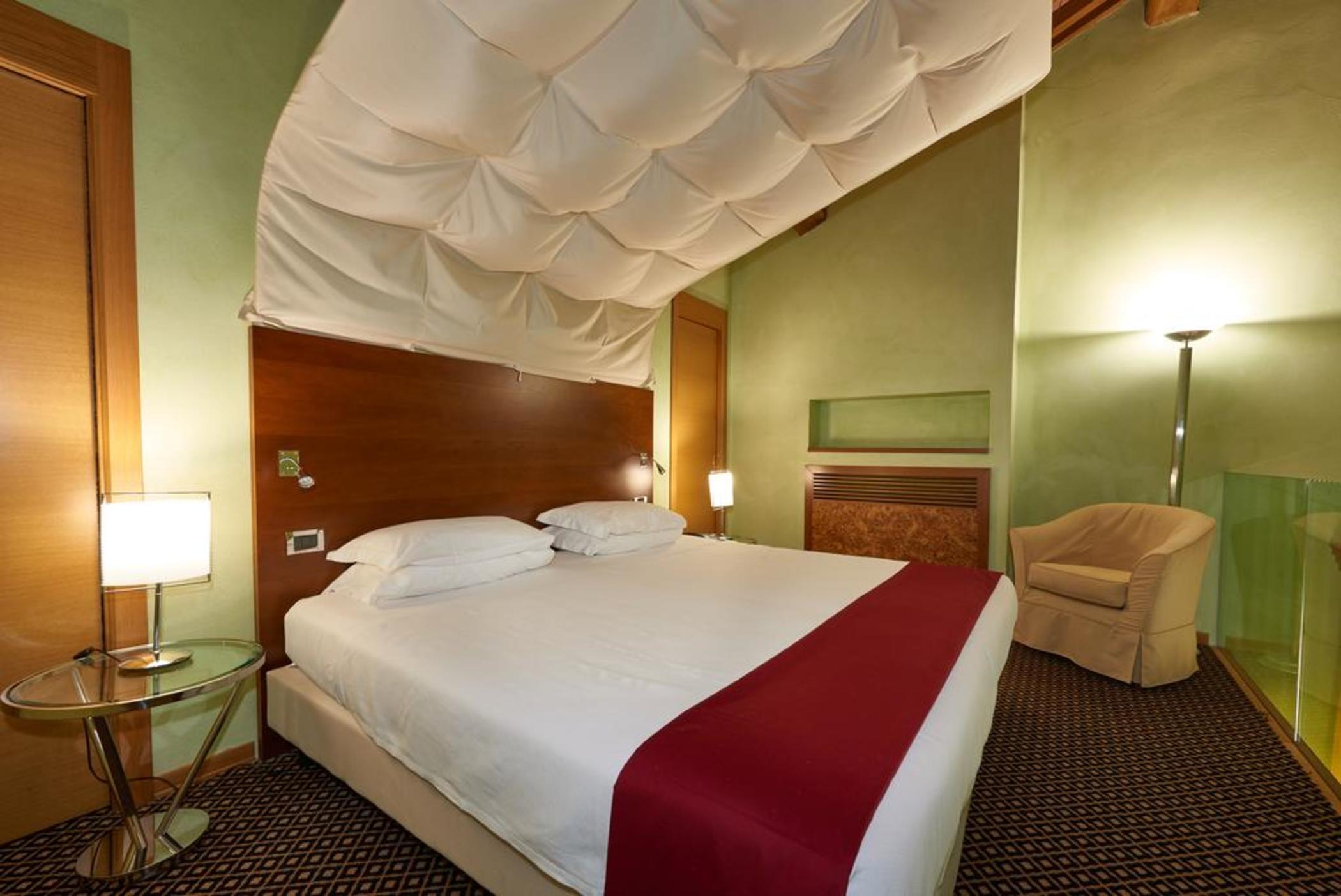 Hotel Ilaria Lucca Ngoại thất bức ảnh