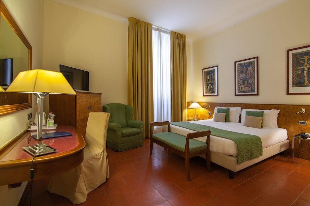 Hotel Ilaria Lucca Ngoại thất bức ảnh