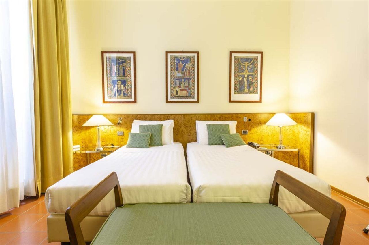 Hotel Ilaria Lucca Ngoại thất bức ảnh